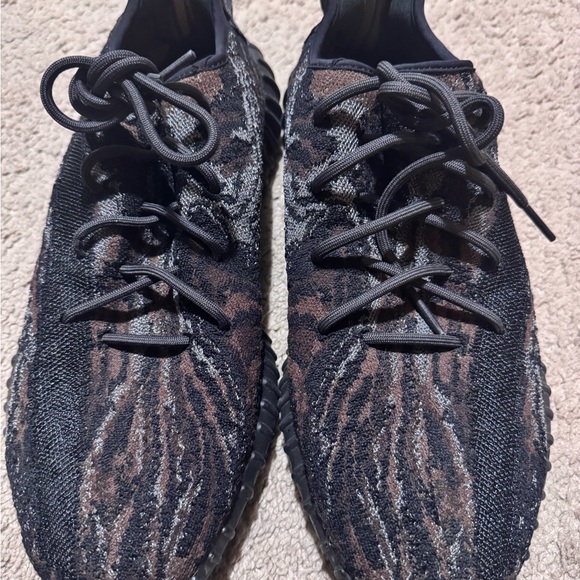 2021
Yeezy Boost 350 V2 'MX Rock' - Picture 2 of 7